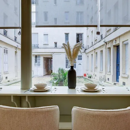 Place De La Nation Cozy 2bd Duplex Apartment Paris